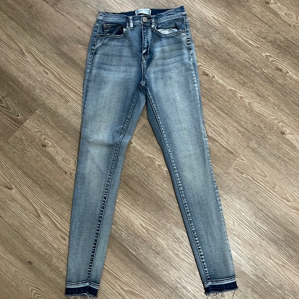 High waisted jeans